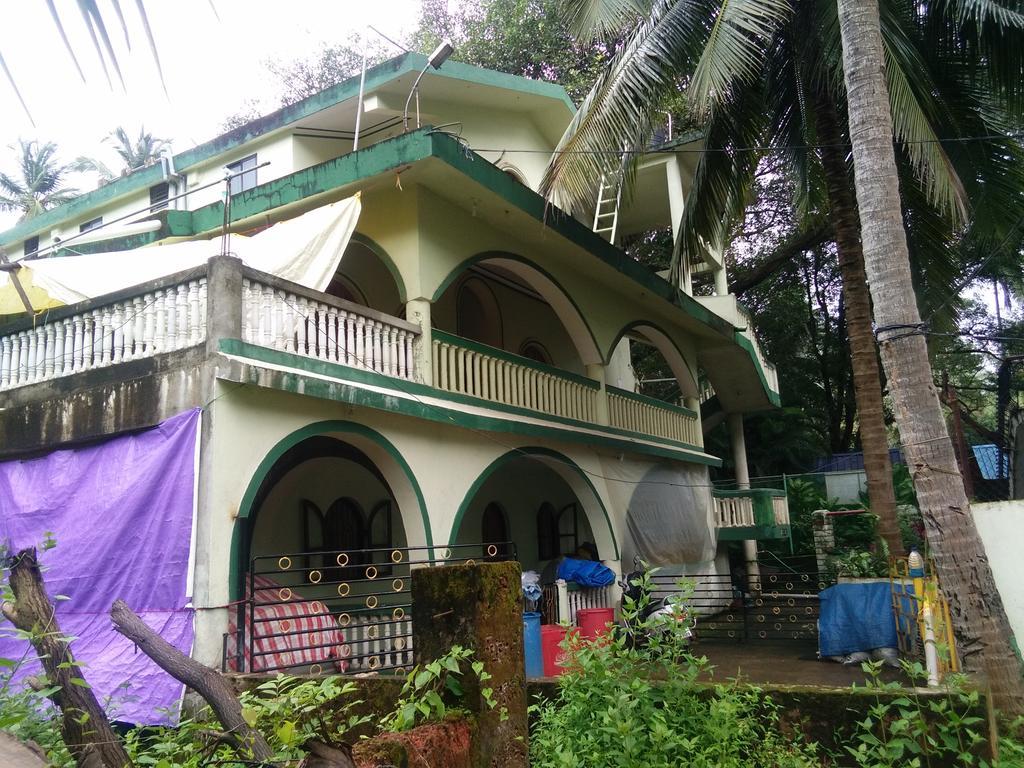Joaquina'S Guest House Calangute Esterno foto
