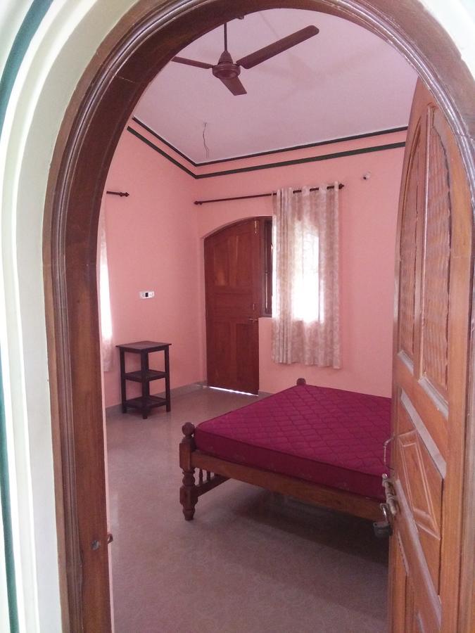 Joaquina'S Guest House Calangute Esterno foto