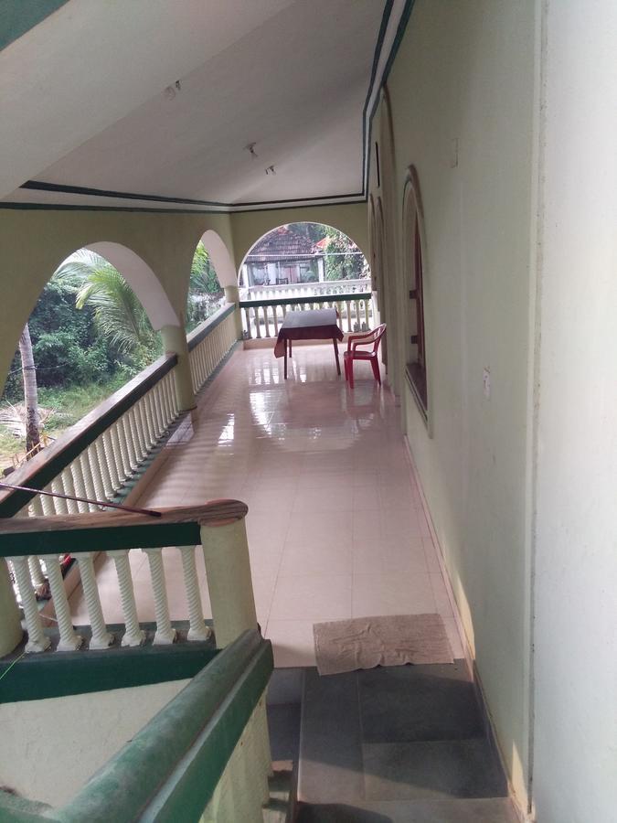 Joaquina'S Guest House Calangute Esterno foto