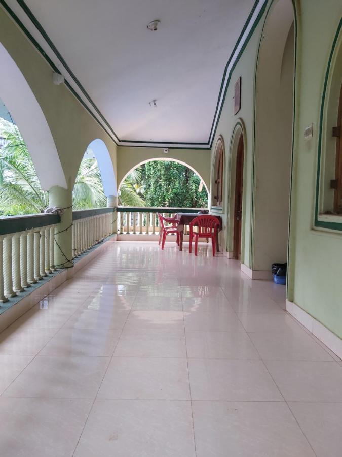 Joaquina'S Guest House Calangute Esterno foto